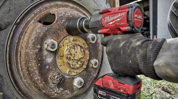 Milwaukee impact wrench